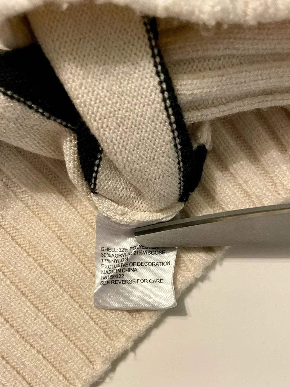 Evereve Harlow Black & Ivory Striped Crewneck Sweater w Faux Suade sleeves